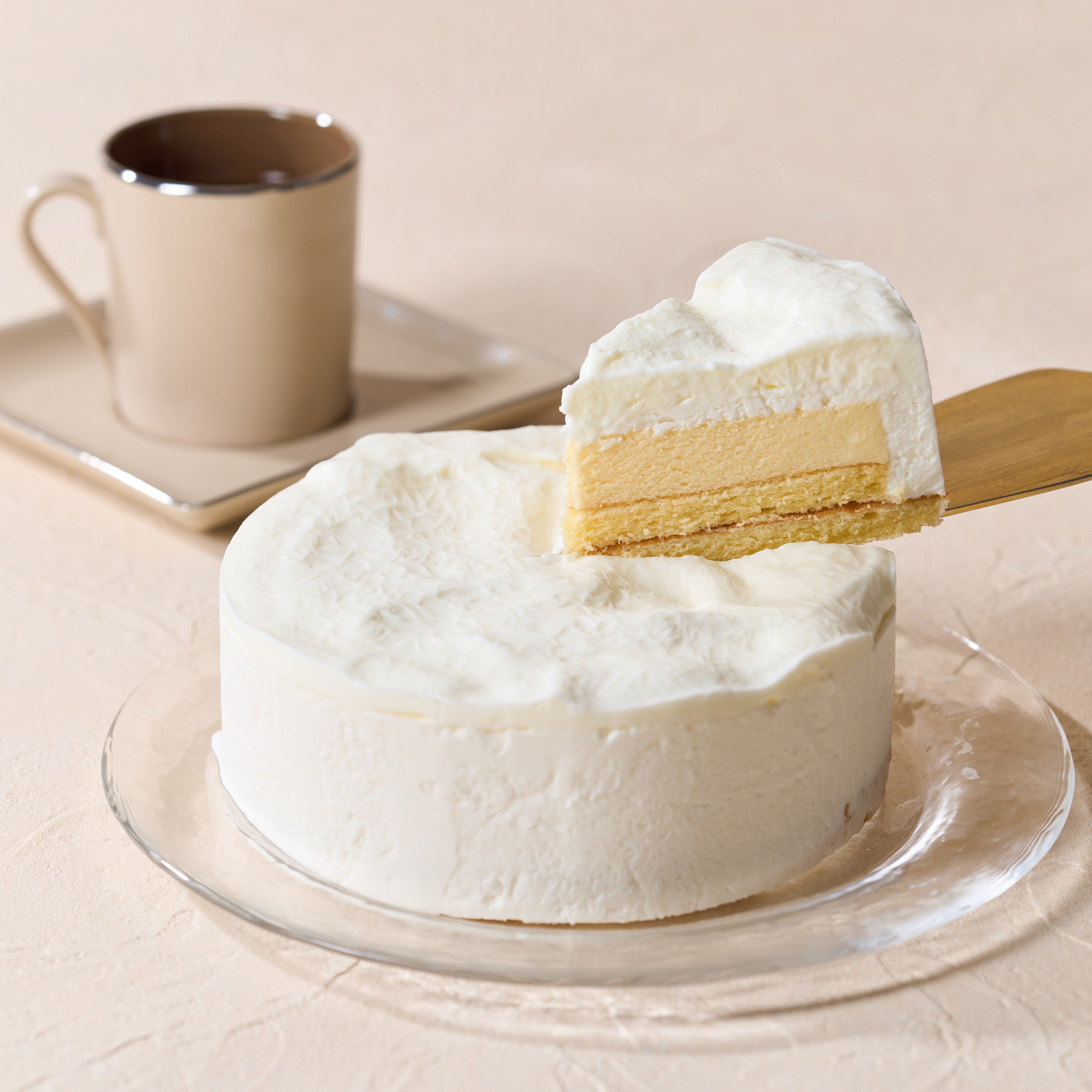 夏の雪解けミルクムース/生クリーム専門店ミルク