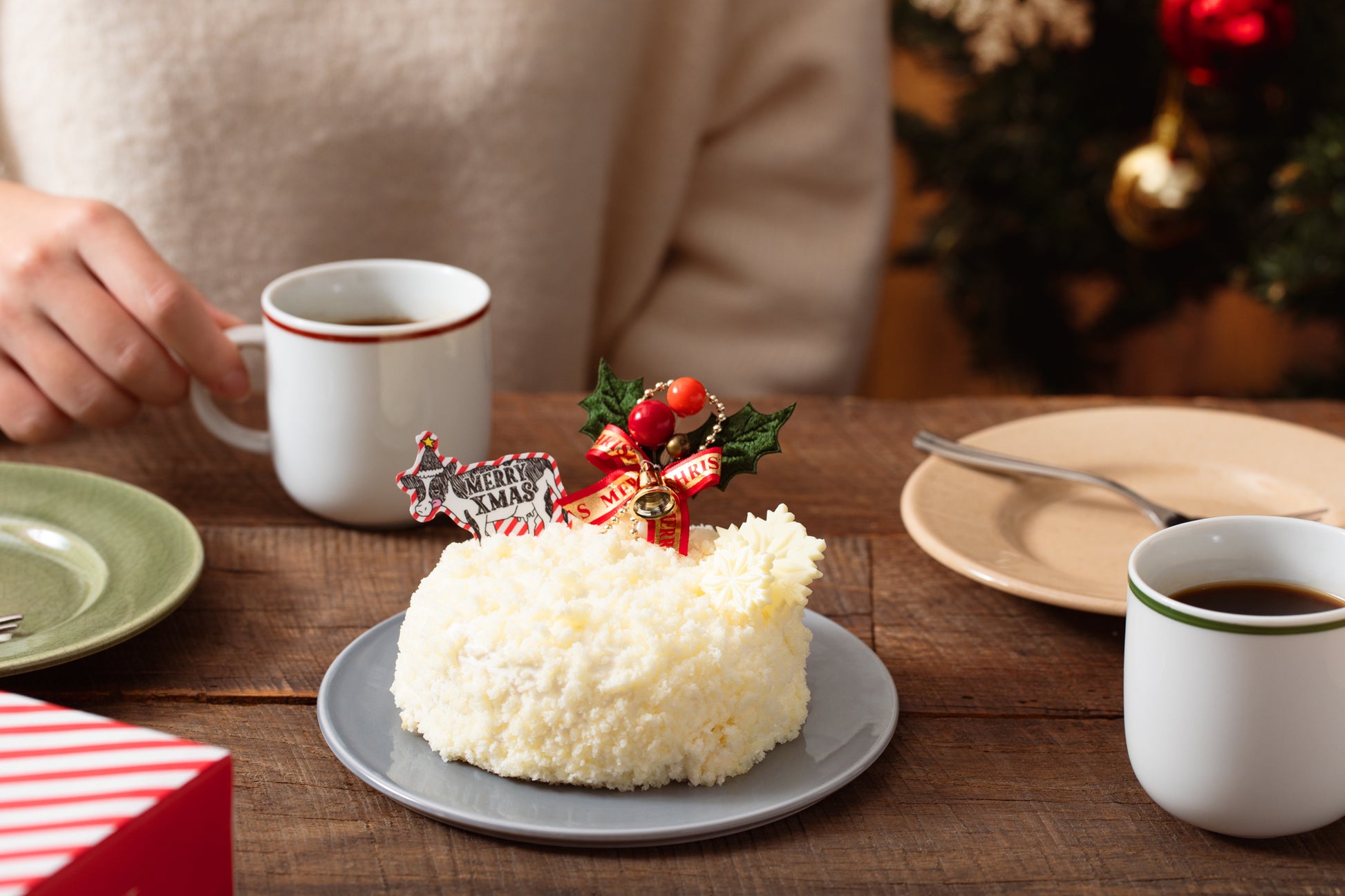 【予約受付中】生クリームスノードームクリスマスケーキ 2025/生クリーム専門店ミルク