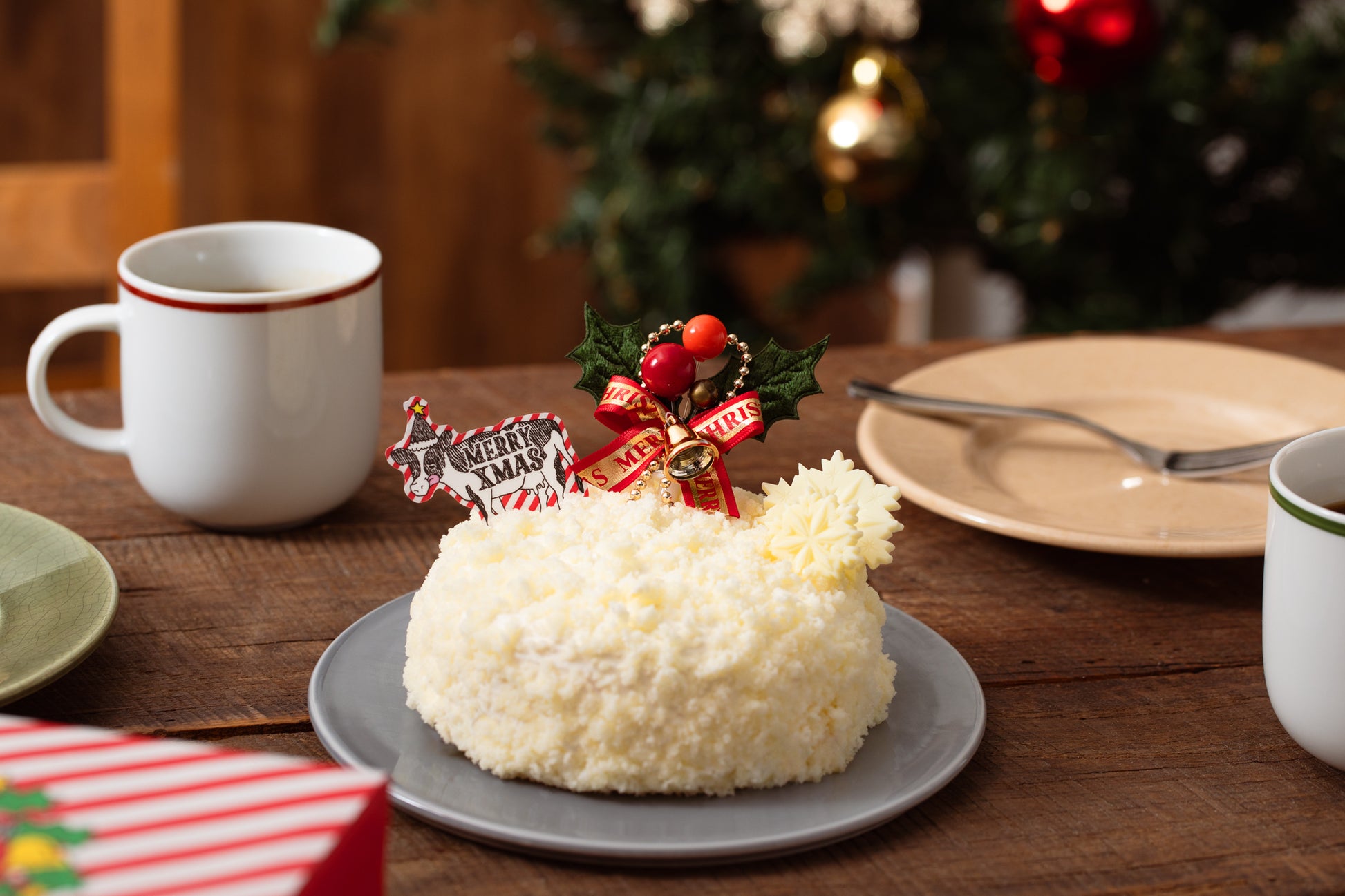 【予約受付中】生クリームスノードームクリスマスケーキ 2025/生クリーム専門店ミルク