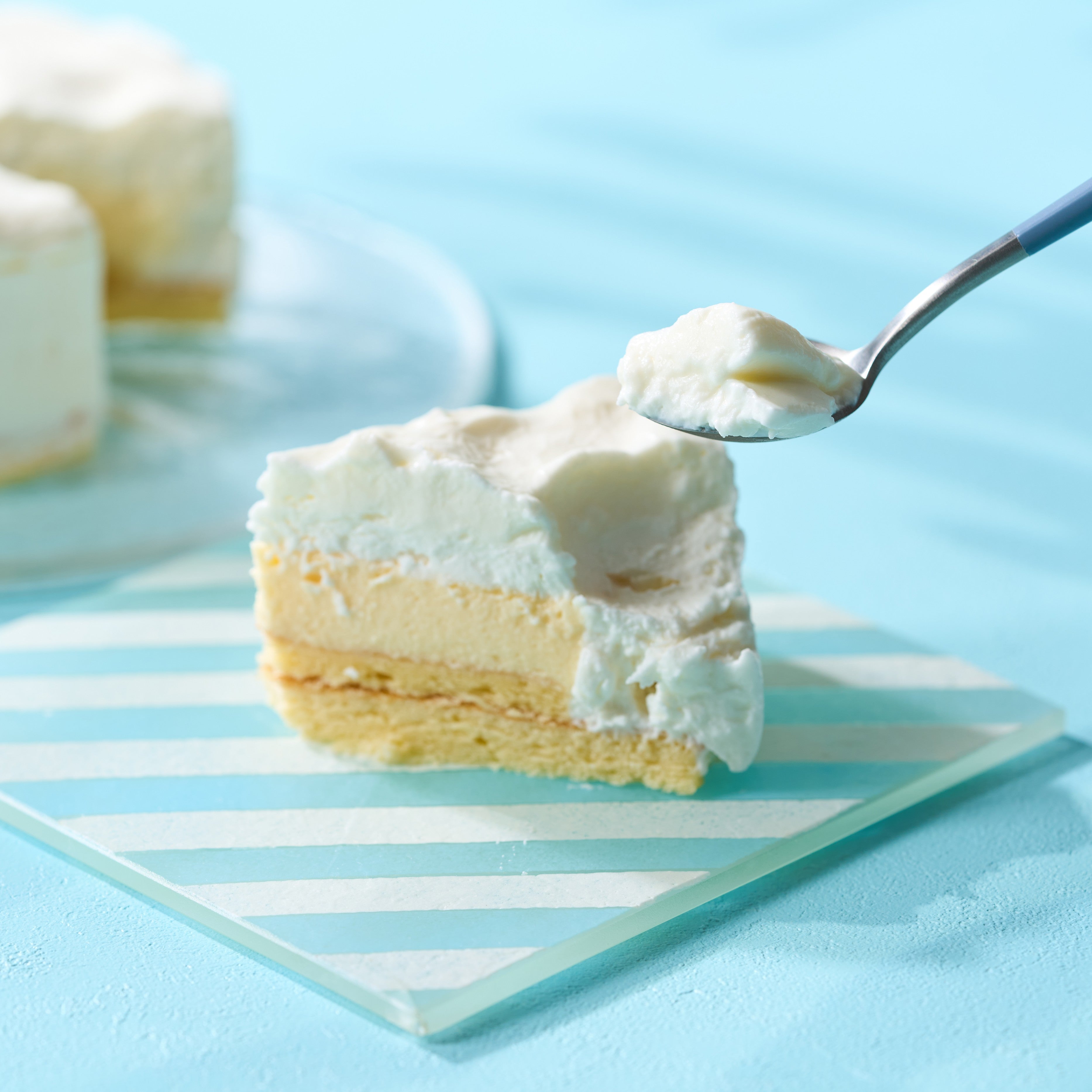 夏の濃厚ミルクケーキ｜アイスケーキにもムースにもなる夏限定スイーツ