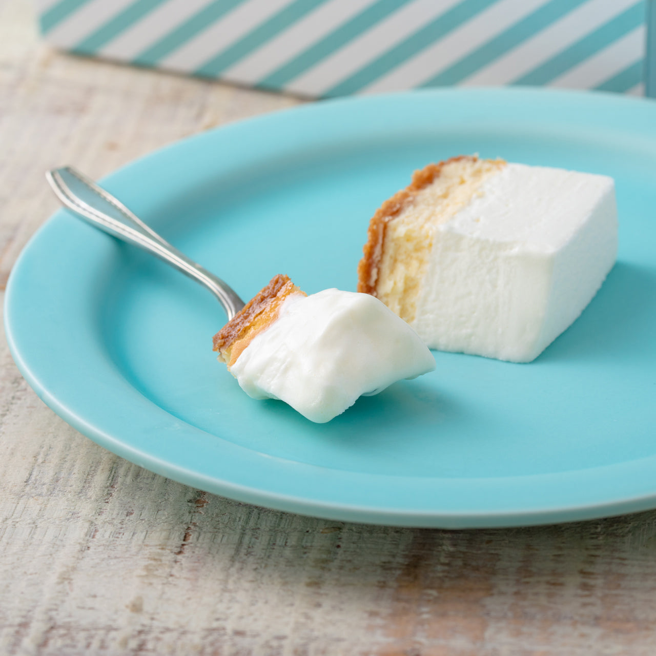 究極の生クリームチーズケーキ/生クリーム専門店ミルク